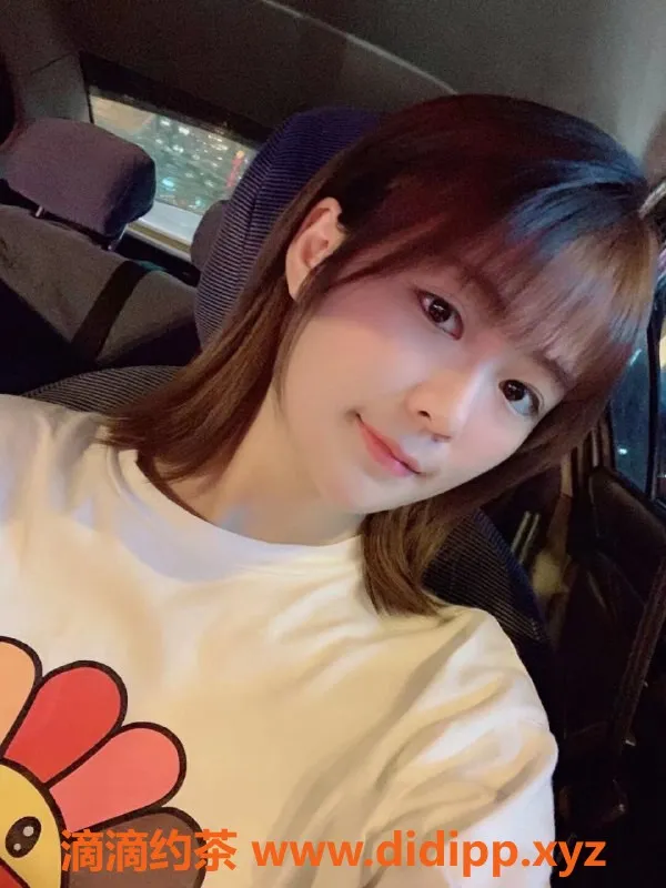 杭州楼凤-上城果果，500元舌吻双飞服务！