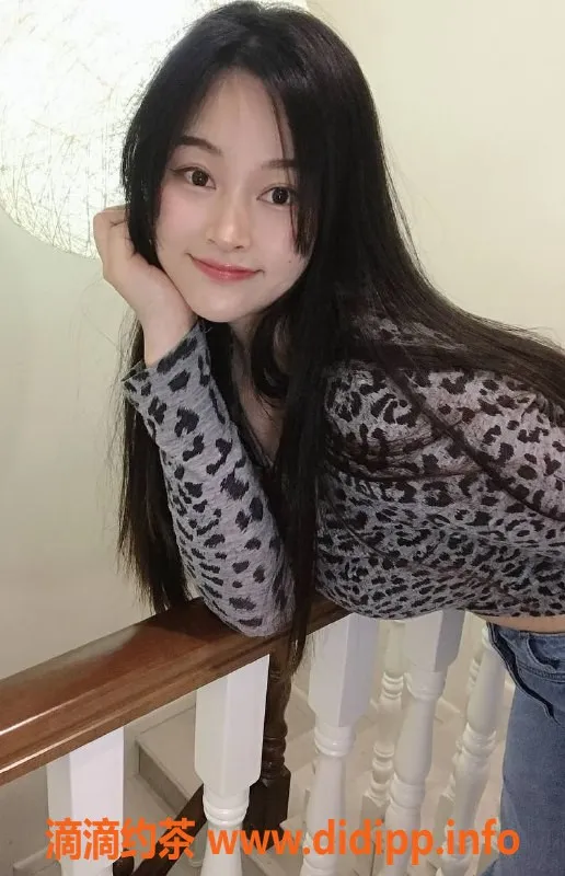 上海楼凤-黄浦姜四喜，162cm 46kg，800P服务小妩媚