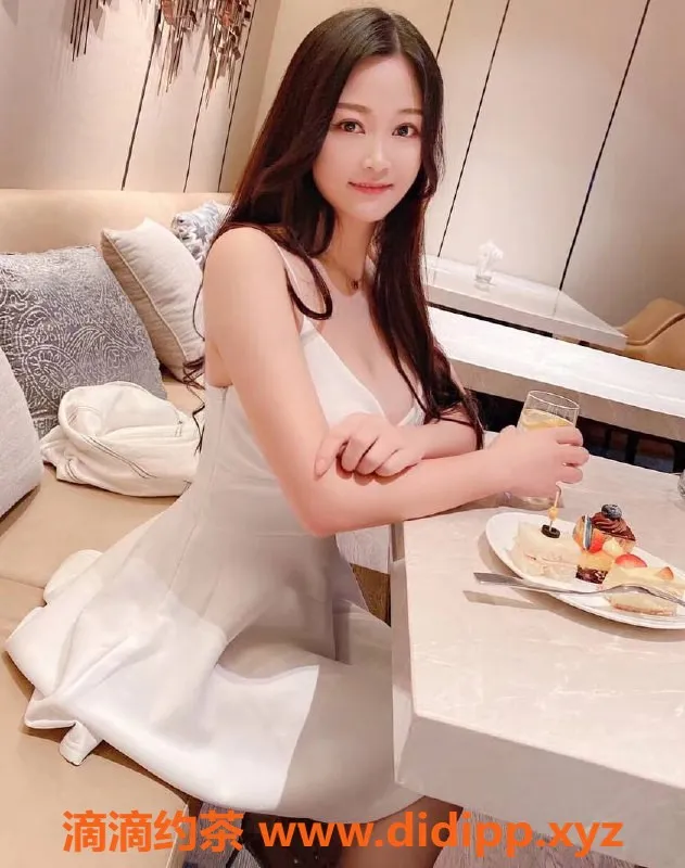 上海楼凤-黄浦姜四喜，162cm 46kg，800P服务小妩媚