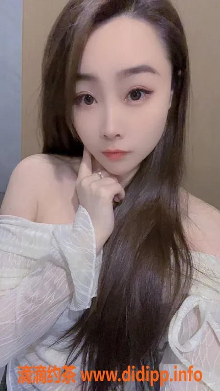 深圳楼凤-深圳龙岗夏雪儿，26岁御姐，900元起服务