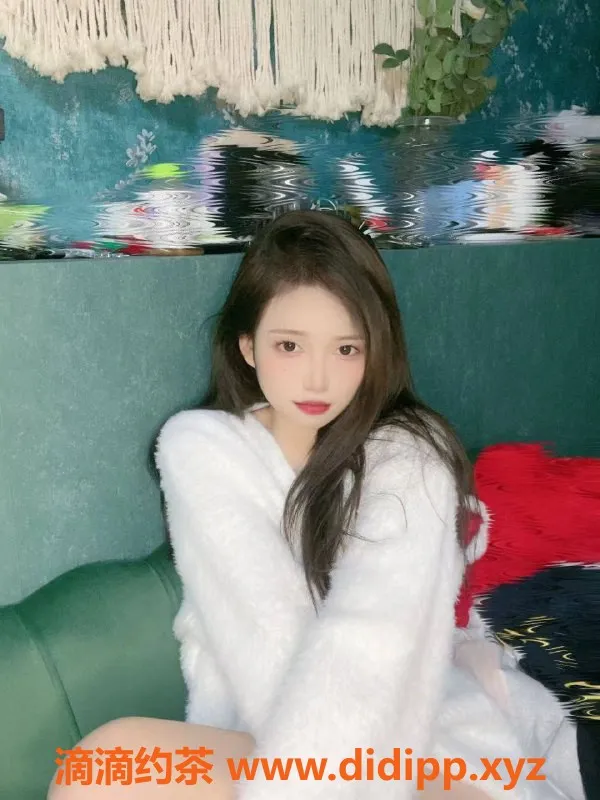 广州楼凤-白云柒柒，御姐风采，大胸夜课只需8P