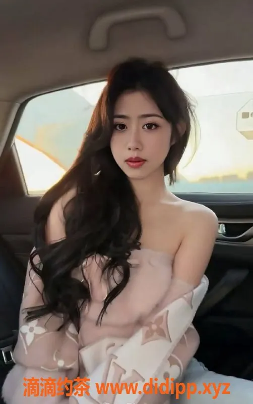 深圳楼凤-深圳龙华青青，23岁164D，千元档服务