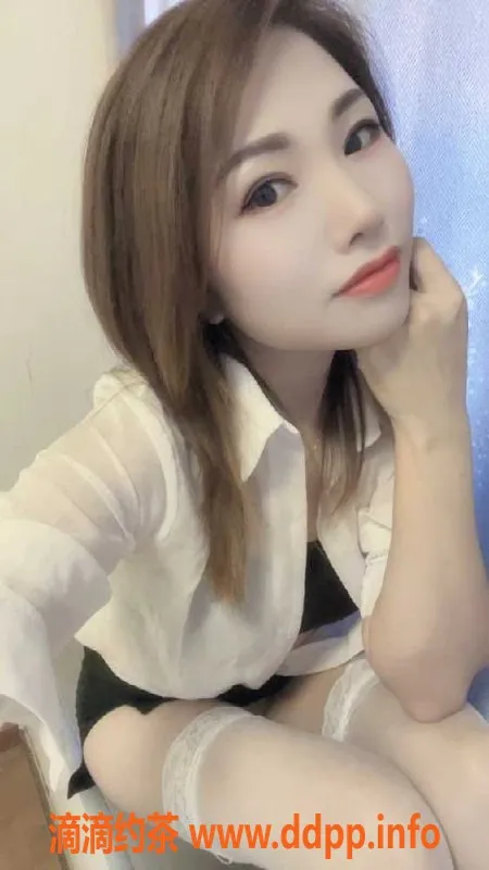 广州楼凤-天河极品少妇小甜欣，23岁168cm，36C诱惑