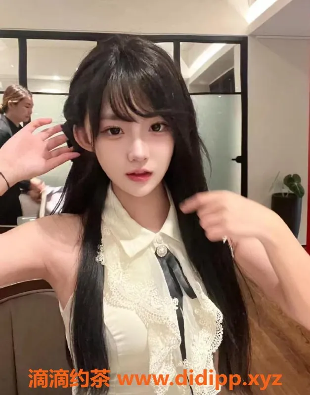 上海楼凤-浦东晴晴，172厘米长腿嫩妹，1300起服务