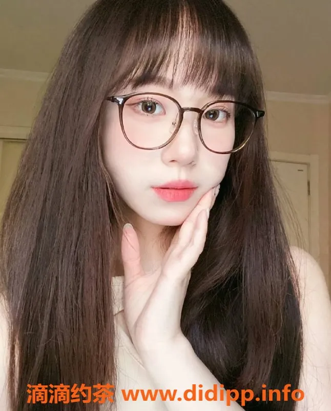 上海楼凤-长宁潇雪，165cm肤白大胸，2000起服务