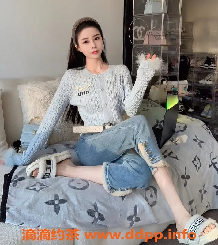 上海楼凤-静安长腿美女uu，1200P超值服务！