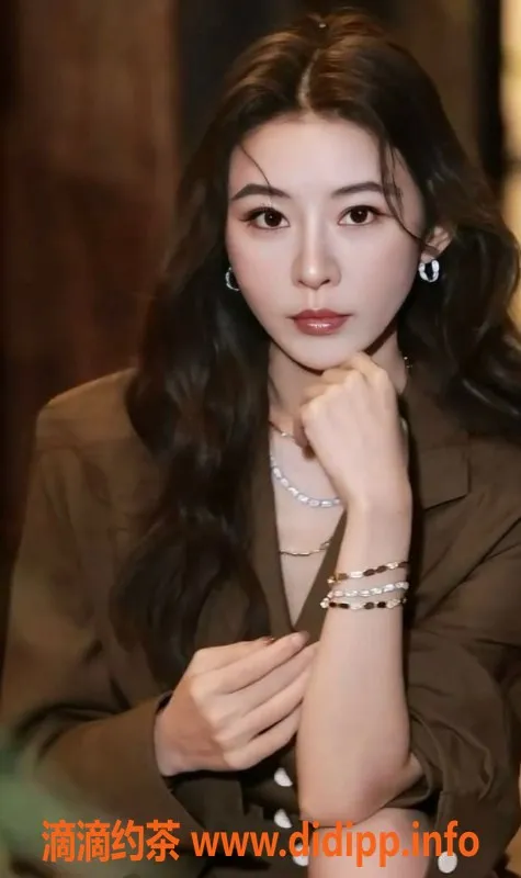 上海楼凤-黄浦王语烟，168身高，36D美胸，1600起价