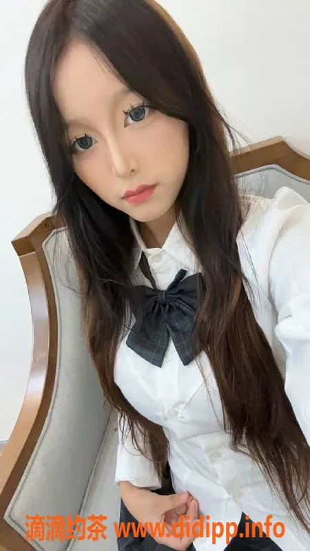 成都楼凤-成都大雷少女，16岁，身高164，巨乳C+D，500元体验服务