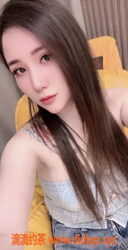 杭州楼凤-西湖区晓晓，162身高45kg，C+胸围，6元起