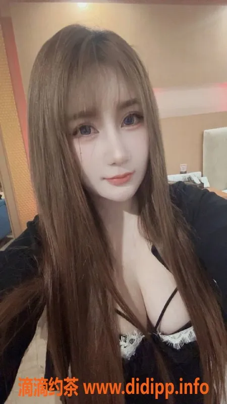 杭州楼凤-余杭区紫紫 169cm 49kg D杯 12元起服务