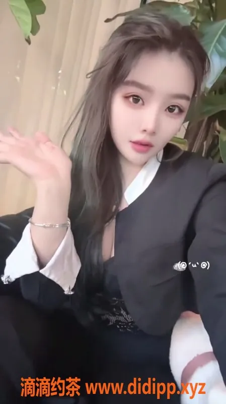 上海楼凤-杨浦米雪儿超值选择，175长腿E罩杯