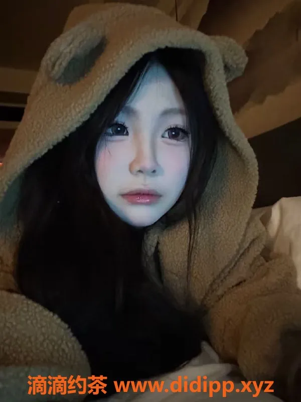 上海楼凤-普陀然然酱，160身高，颜值嫩妹大胸