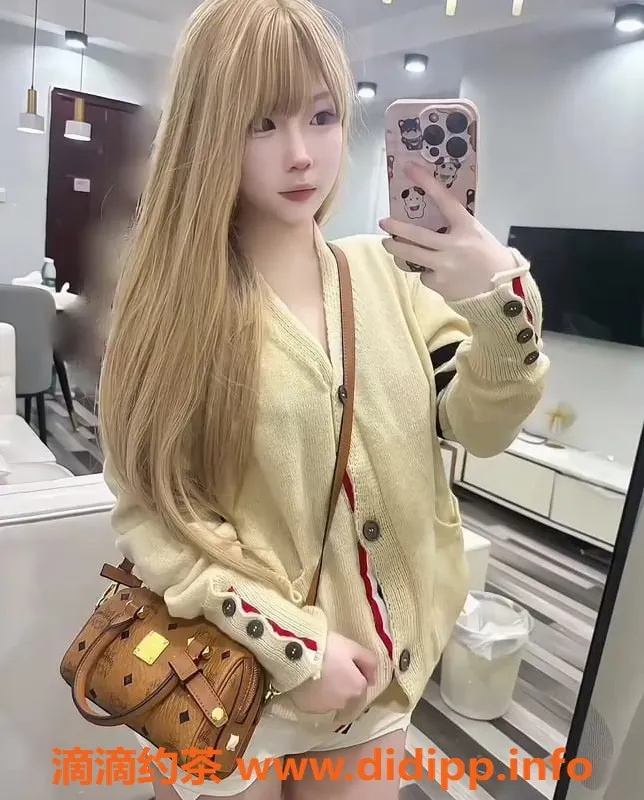 上海楼凤-普陀然然酱，160身高，颜值嫩妹大胸