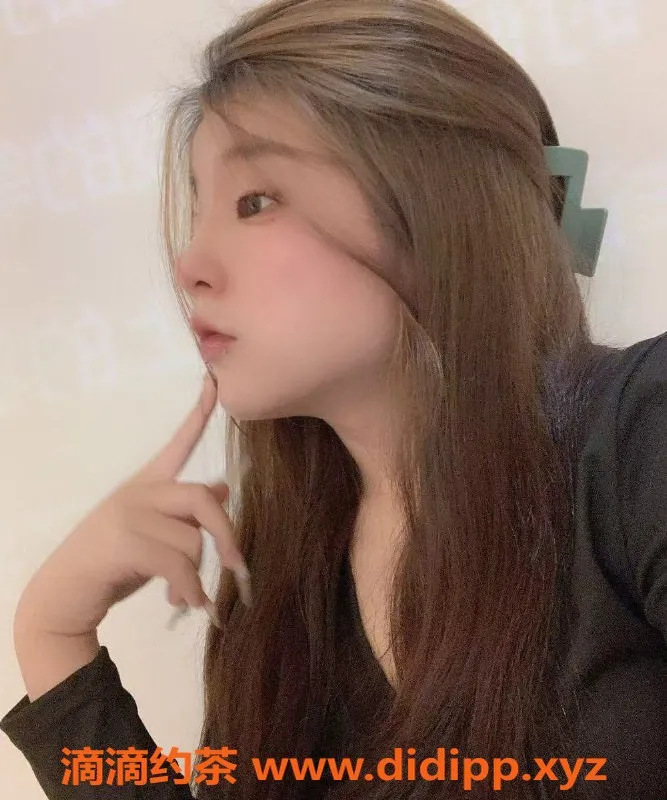 上海楼凤-浦东小敏，160cm 43kg嫩妹，600元体验