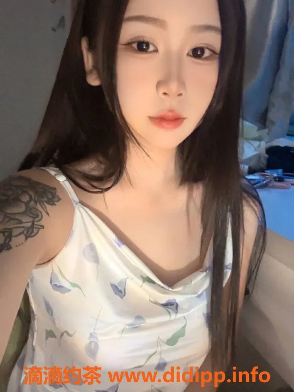 杭州楼凤-拱墅小不点，900元嫩妹服务，体验舌吻69互舔