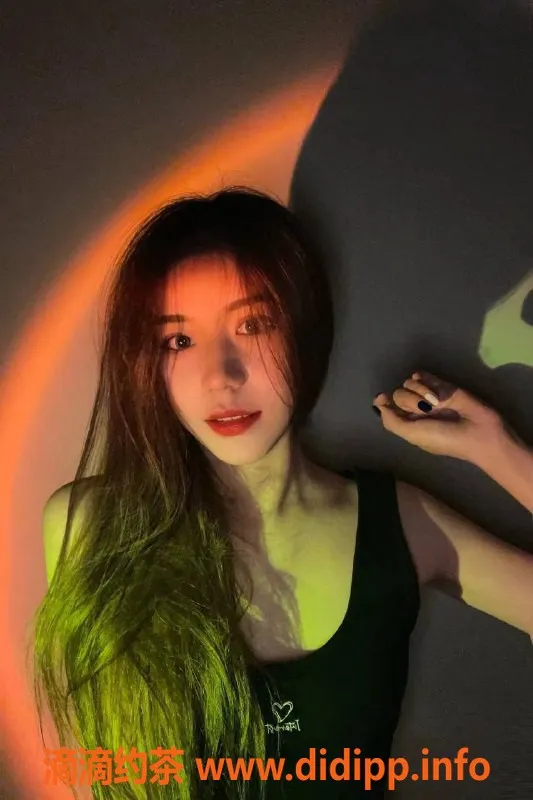 深圳楼凤-福田 黎巴啦 168cm B罩杯，950元优惠体验！