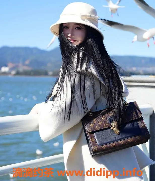 上海楼凤-普陀琳娜，165身高44重，天生娃娃音，1500元起