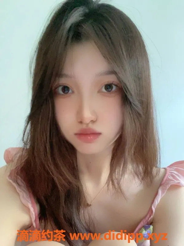 长沙楼凤资源信息,雨花区嫩妹屁屁，174高挑长腿，7P超值体验