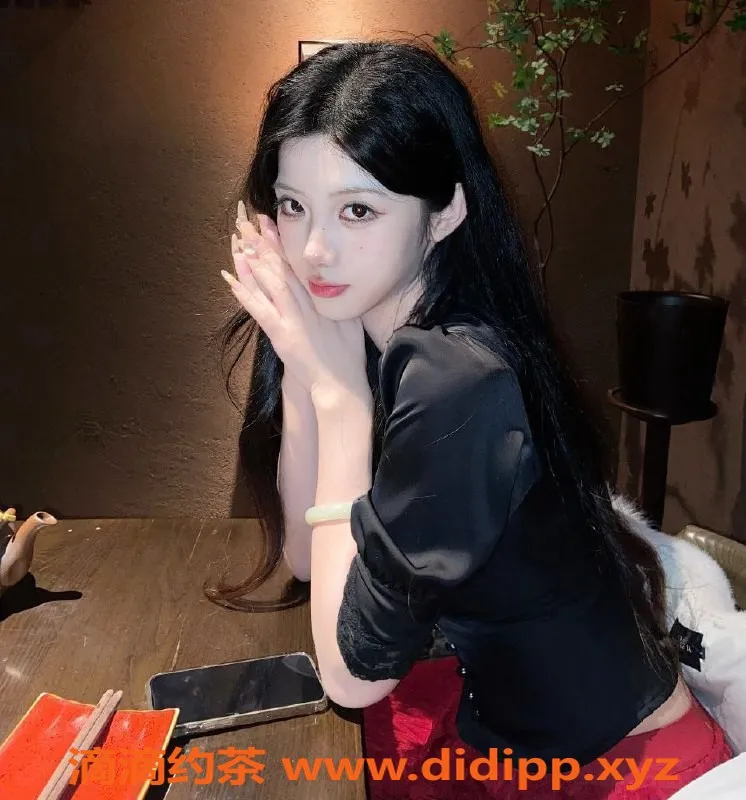 上海楼凤-浦东尤拉，大四舞蹈生，长腿D罩杯