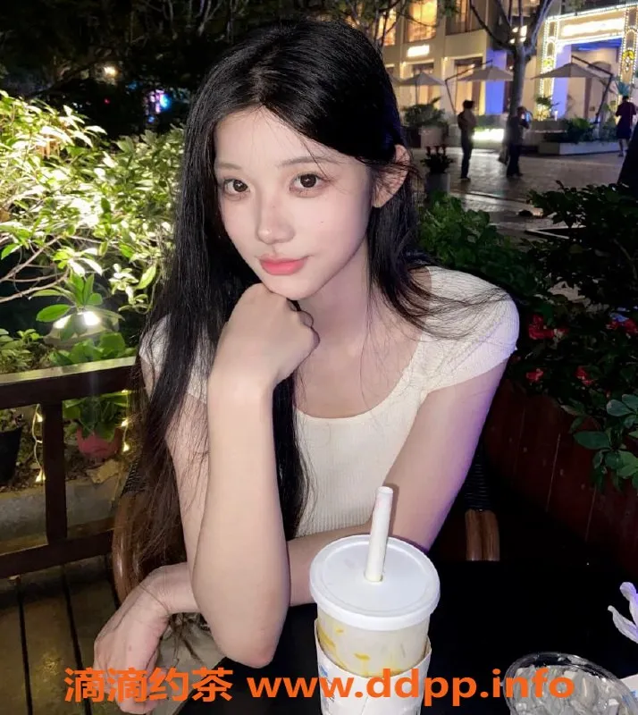 上海楼凤-浦东尤拉，大四舞蹈生，长腿D罩杯