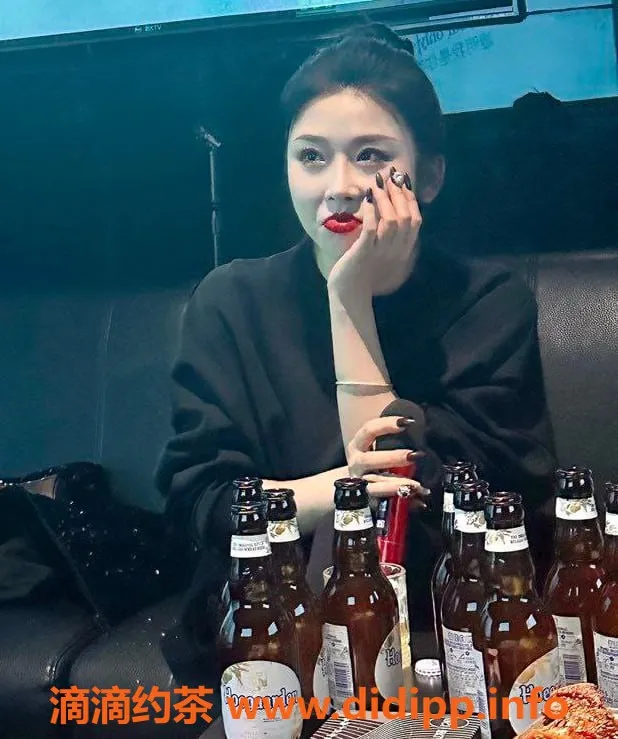 上海楼凤-静安咪咪，168高50重，700P大胸服务