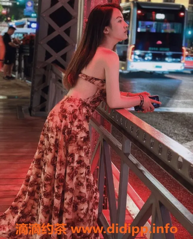 上海楼凤-普陀瑶瑶，166cm大胸C+，1000元起