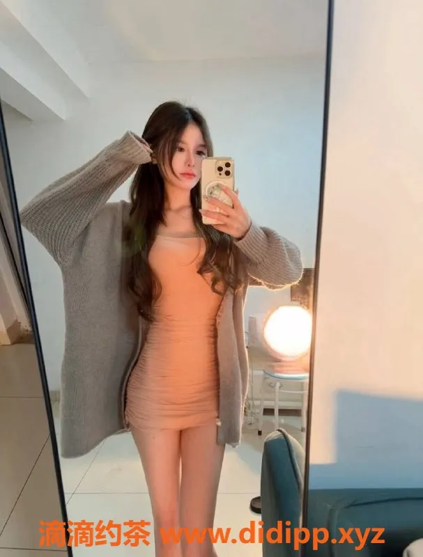 福州楼凤-台江区艾米莉，23岁电竞少女，身高163，44kg