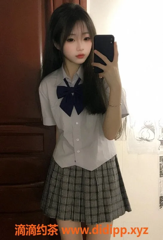 上海楼凤-闵行嫩妹蓉蓉，165高45轻盈，魅力无限！