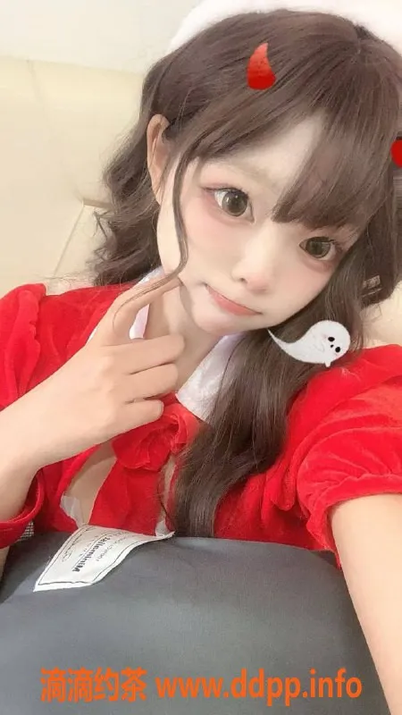 长沙楼凤-小青，雨花区18岁90斤A+罩杯，服务多样