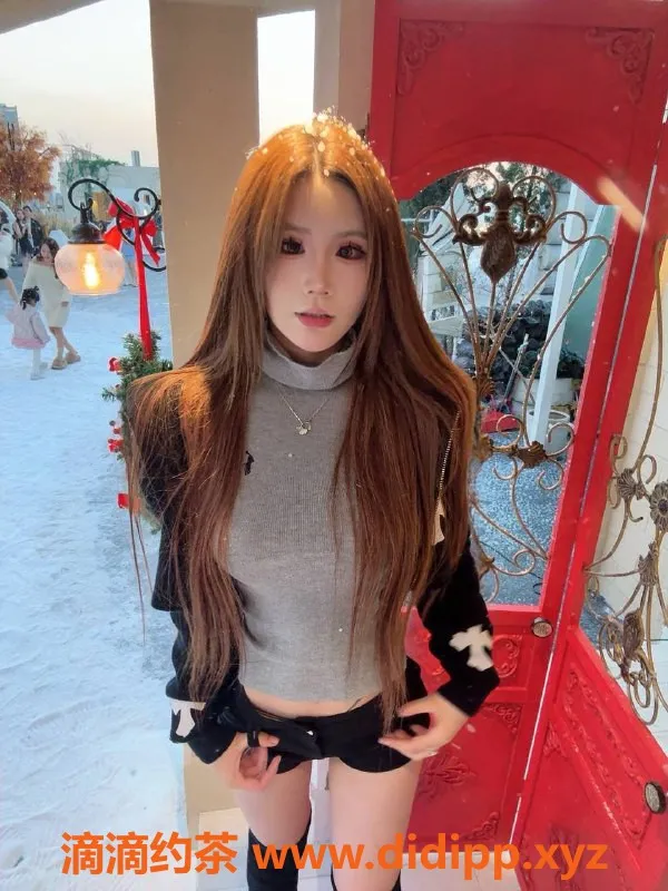 东莞楼凤-南城兔兔 20岁性感艺女优质陪伴