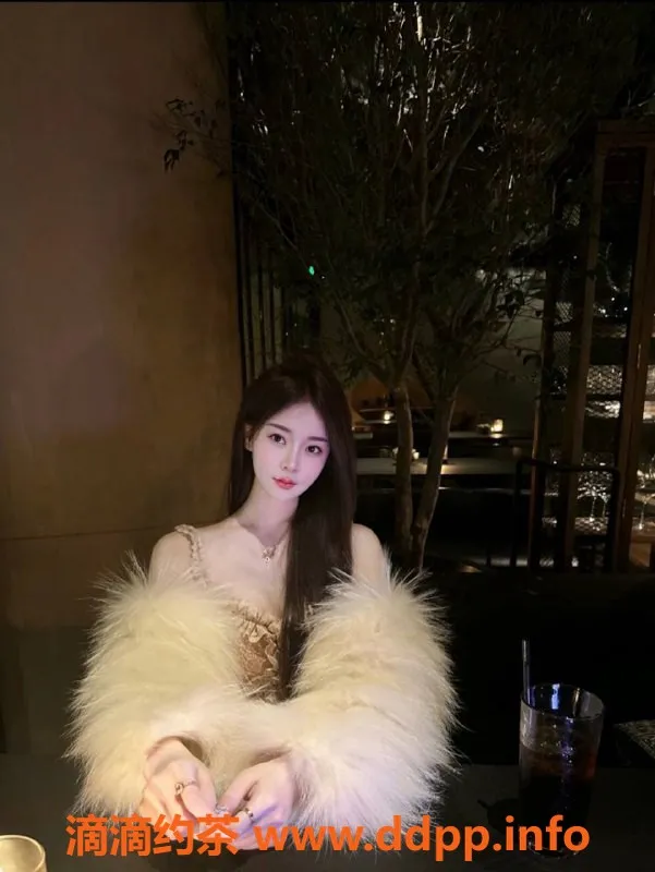 厦门楼凤-思敏区思颖，164身高，49体重，600元起