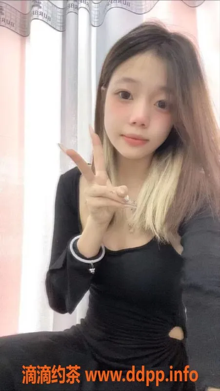 广州楼凤-天河小不点，19岁清纯可爱，660元撩拨体验