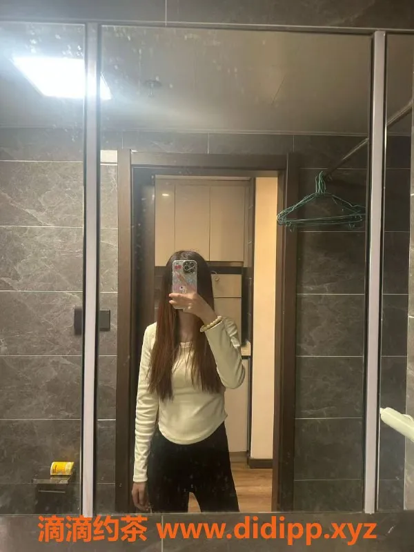 昆明楼凤-官渡区小晓，500元一小时的超值体验