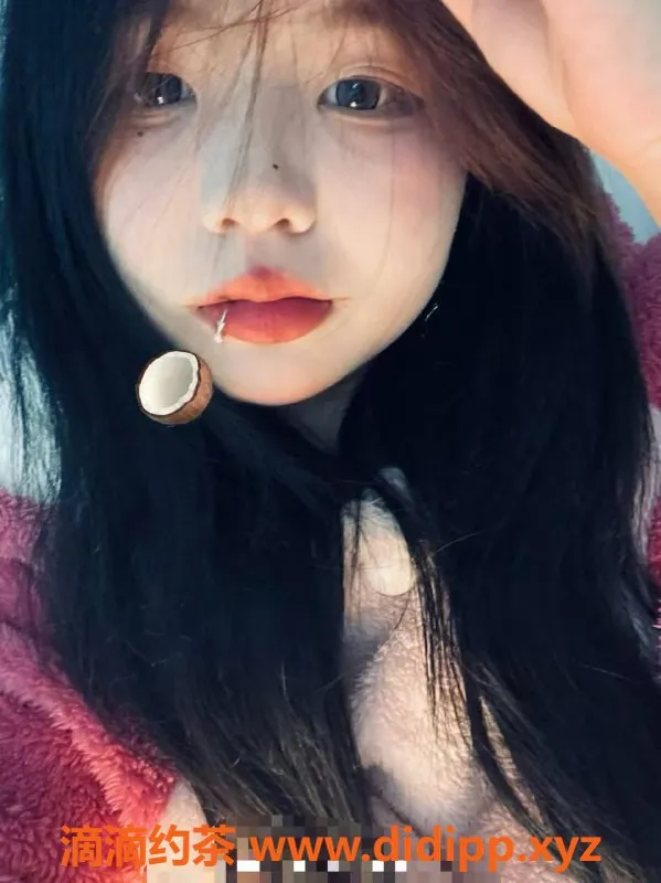 成都上门服务-成都小玉，155cm匀称巨乳，600起服务