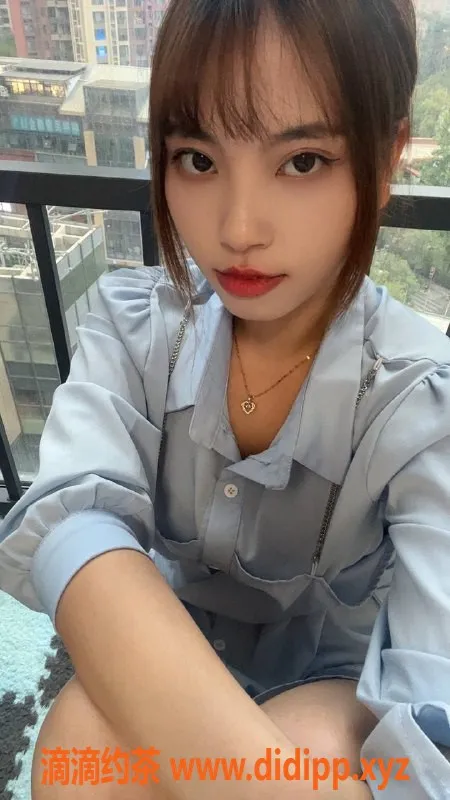 成都楼凤-成都露露，23岁，160cm，90斤，便宜好服务！