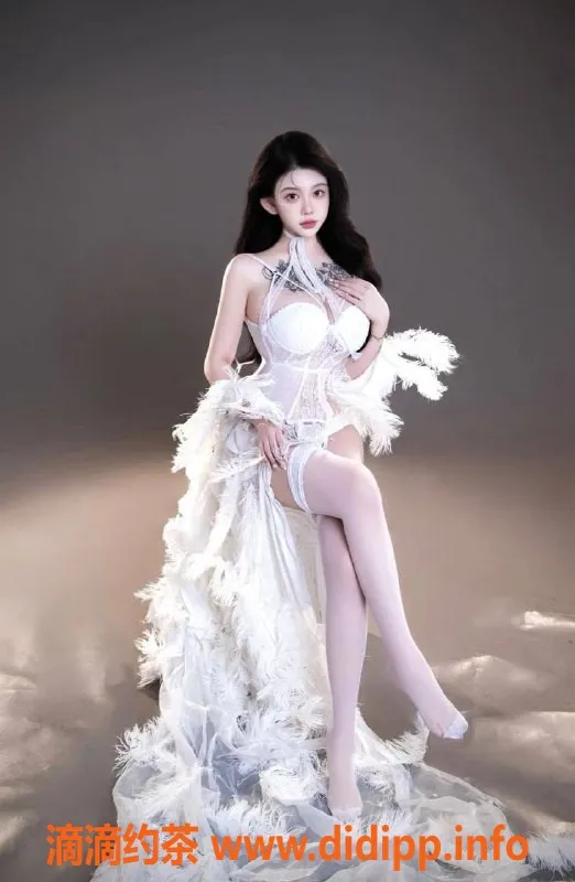 上海楼凤资源信息,普陀蕾蕾，168cm E罩杯，1400P超值体验