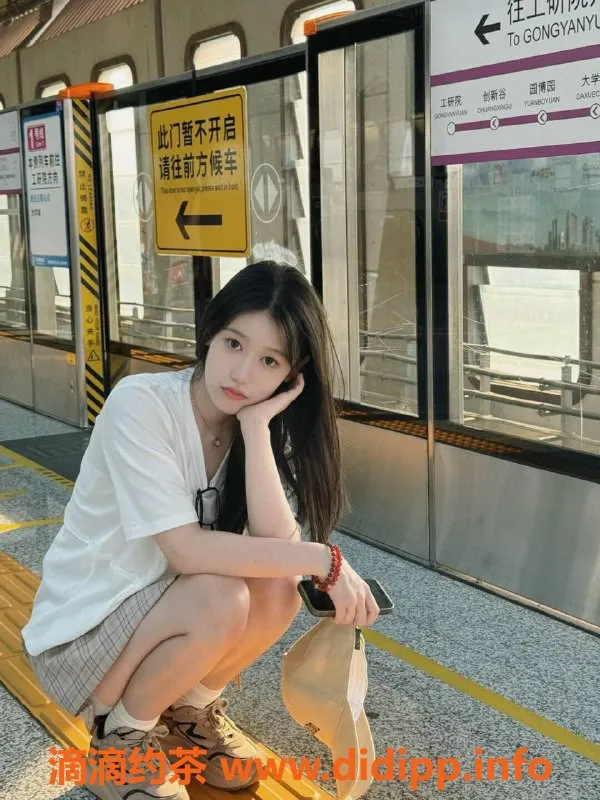 广州楼凤-甜甜 - 夜课嫩妹，12P外出服务