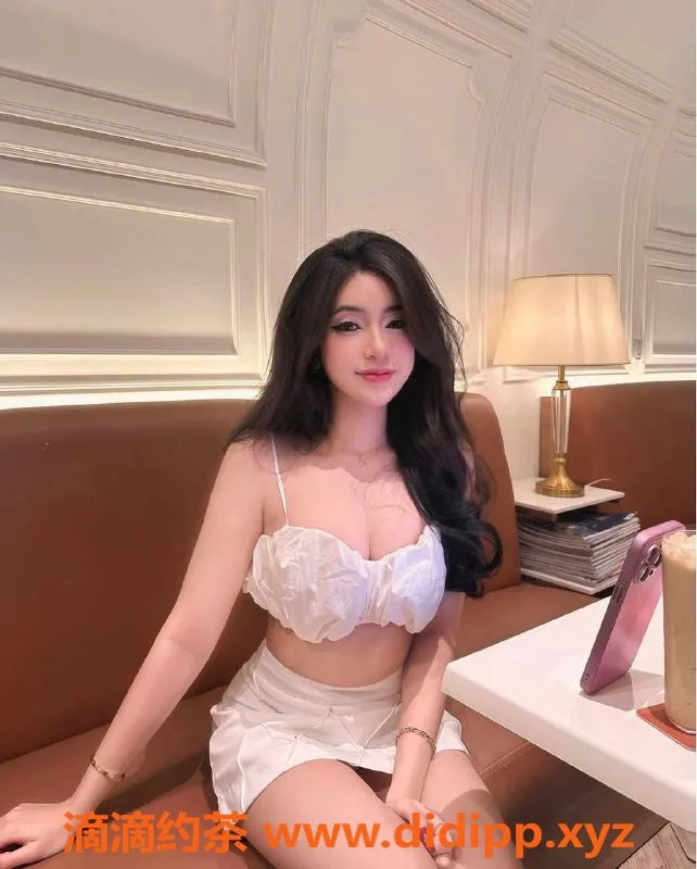 杭州上门服务-23岁爱沙尼亚美女D杯，身高164，43kg热情服务