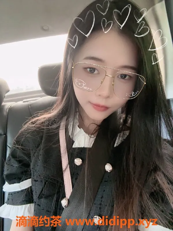 上海楼凤-闵行欣欣，20岁甜美御姐，1.66米49斤