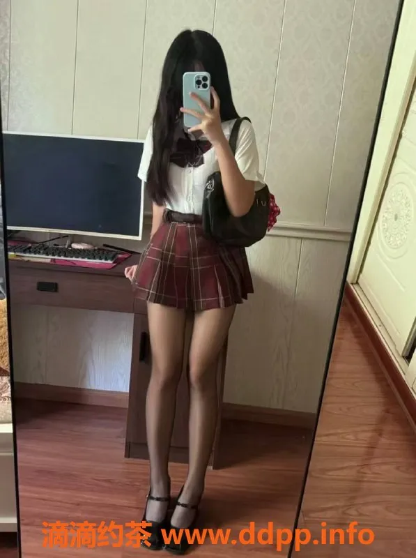 东莞楼凤-大朗Kimi，700元起，服务超赞！