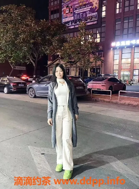 成都楼凤资源信息,成都乐乐，17岁可爱妹子，600元体验