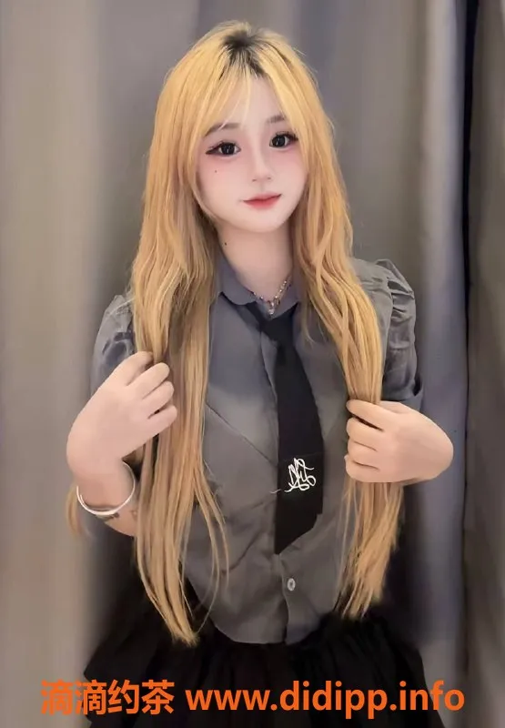 杭州楼凤-上城区萱萱，800元私密服务，视频认证