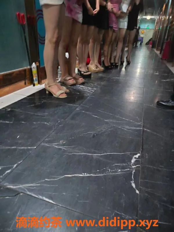 广州楼凤-珠海水床高端九五，价格449起，服务一流