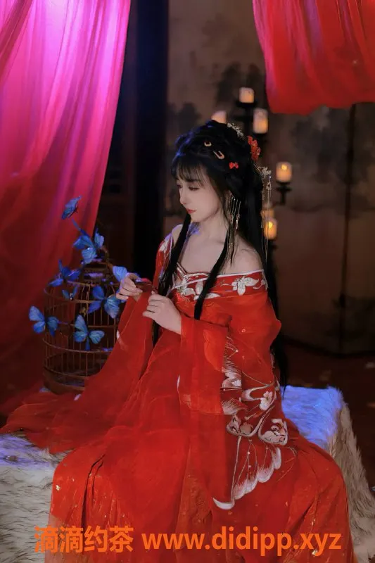 广州楼凤-海珠小蛮妖，10P视频验证御姐，不容错过！