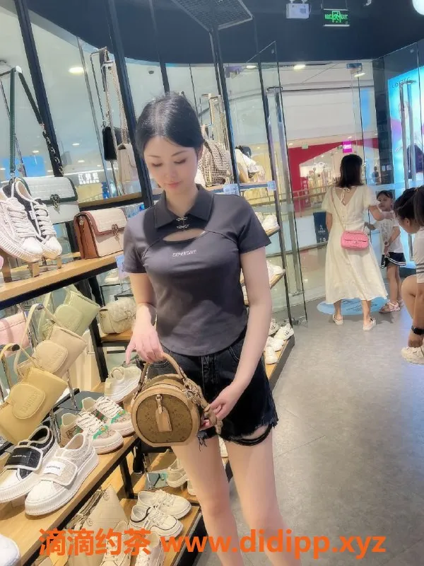 深圳楼凤-龙岗区晓蕾，甜美服务等你来体验