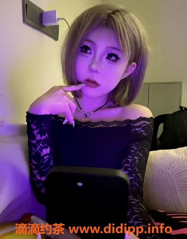 上海楼凤-浦东嫩妹床欢，165cm 36C 45KG，800元起