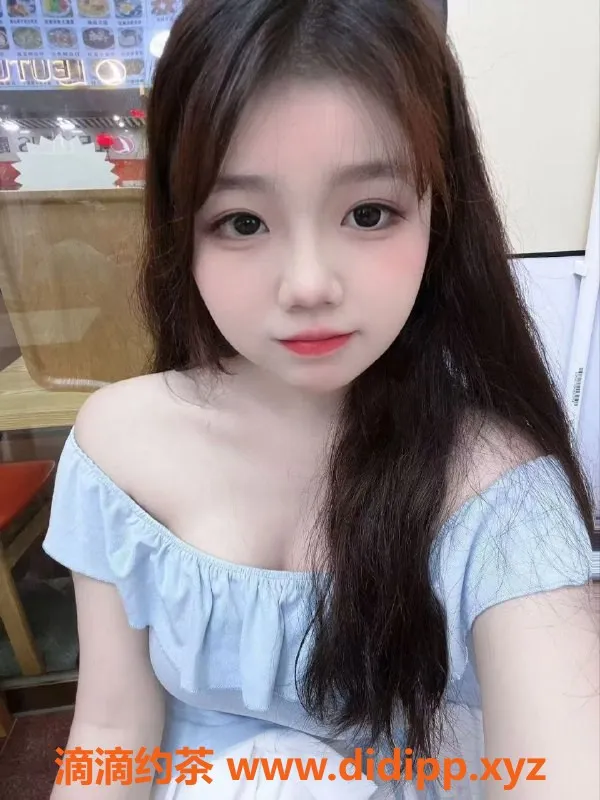 上海楼凤-长宁妮妮，162 cm童颜巨乳，1000元体验