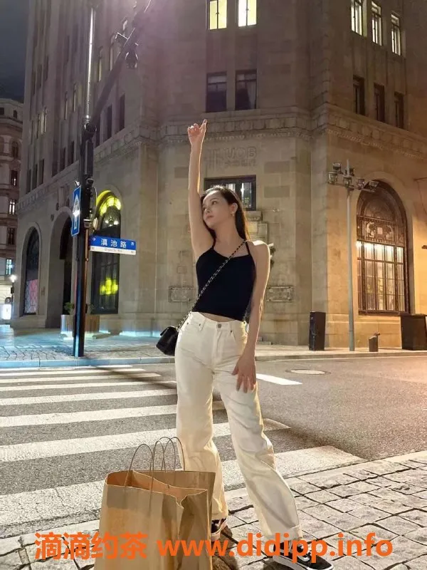 西安楼凤-高新神秘姐姐，7p/13pp服务，独特体验等你来享