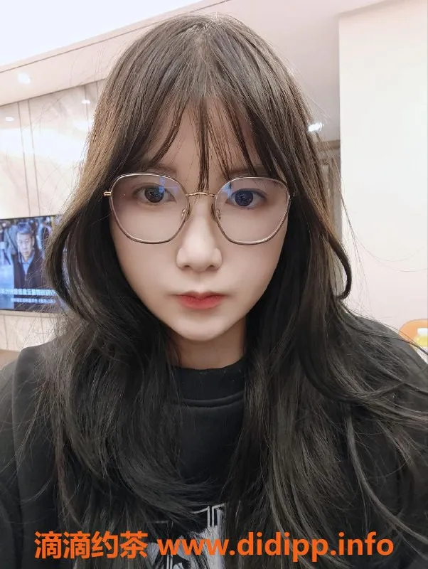 杭州上门服务-萧山区嫩妹塞壬，155cm 90斤可爱萝莉陪伴服务