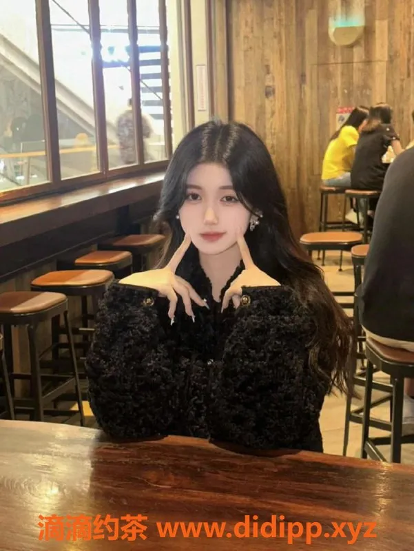 福州楼凤-福州鼓楼蓝妹172号，极品阿胶学生妹